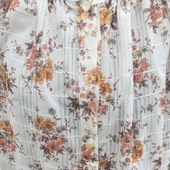 Vintage 1970s Floral Peasant Shirt - Picture 2 of 8